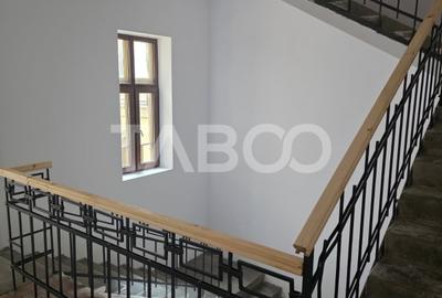 Apartament de vanzare 3 camere 3 bai zona centrala - predare la ALB - 11