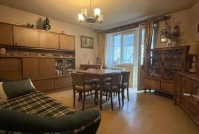 Apartament cu 3 camere în Tineretului
