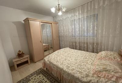 3 Camere - Bd. Chisinau nr. 15 - 4