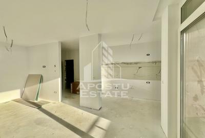 Apartament cu 2 camere semidecomandat în Aradului