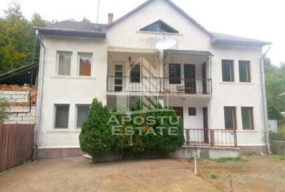 Duplex cu 5 camere în Moneasa