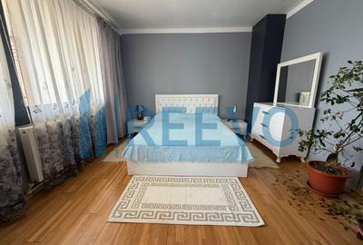 Casă cu 6 camere în Târgu Trotuș