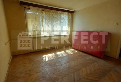 Apartament 3 camere, et 5/8 Bdul Republicii - 65000 euro