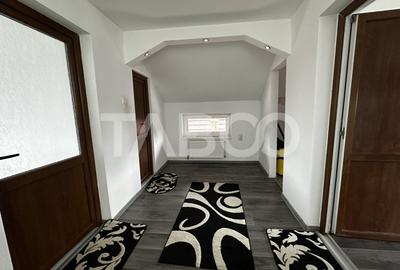 Casa individuala de vanzare formata din 2 apartamente si piscina - 5