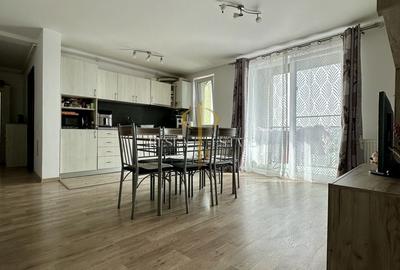 Apartament cu 3 camere semidecomandat în Giroc