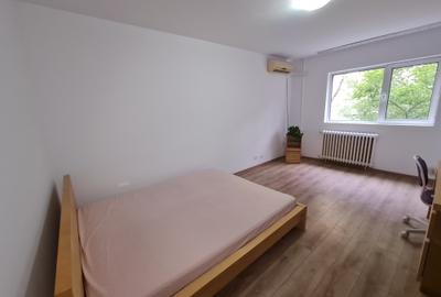 Garsonieră decomandată, mobilată în Tineretului