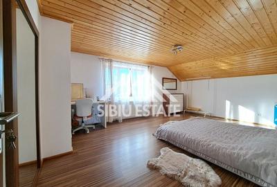 Casa Sibiu cu pivnita si garaj, curte mare - 18