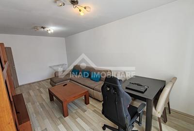 Apartament cu 3 camere, 2, bai, balcon si terasa, Str. Constanta - 4