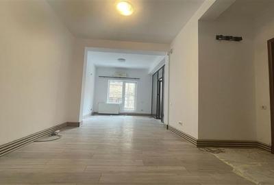 Casă cu 11 camere în Central