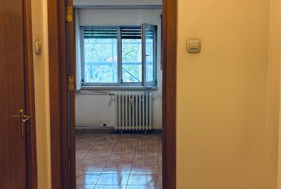 DECEBAL,LOCATIE EXCEPTIONALA,monolit,stradal,vedere Bulevard,liber,reabilitat - 8