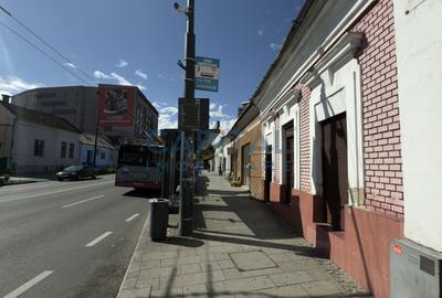 Spatiu comercial de vanzare, central! - 2