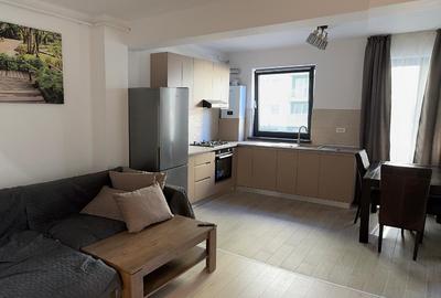 Apartament cu 2 camere, mobilat în Tractorul
