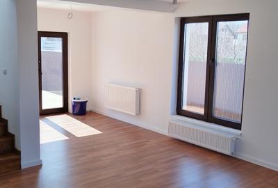 Casa 4 camere de închiriat - 14