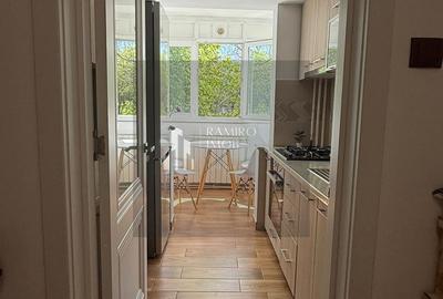 Apartament cu 3 camere decomandat, mobilat în Liviu Rebreanu
