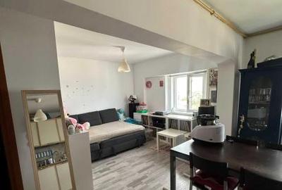 Apartament 2 camere decomandate zona Faleza Nord - 1
