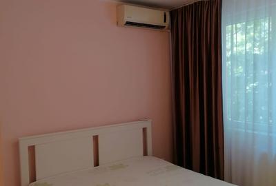 Vanzare 2 camere Sala Palatului Calea Victoriei Cismigiu bloc 1960 mobilat - 4