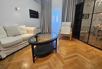 Apartament cu 2 camere decomandat, mobilat în Titan