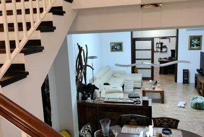 Casa superba, zona linistita, accesibil, cu mansarda locuibila de 100mp. - 19