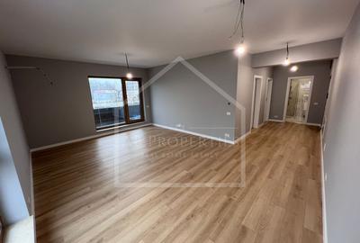 Apartament cu 2 camere decomandat în Sisești