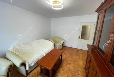 Apartament 3 camere decomandate in zona Vasile Aaron din Sibiu - 2