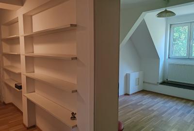 Apartament 3 camere liber la vanzare zona Colinei - 11