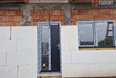 Duplex de vanzare cu 3 camere, zona Bucovat - 2