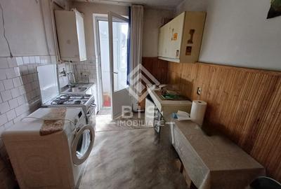 Vânzare apartament 3 camere,  Decebal, 65 mp utili - 5