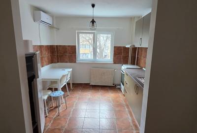 Margeanului parc Sebastian bloc reabilitat et 2 complet mobilat si utilat modern - 1