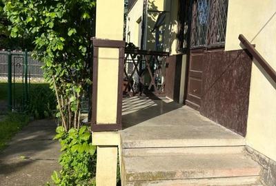Apartament 3 camere în vilă, 88 mp utili, teren aferent 142 mp, Breaza Central - 1