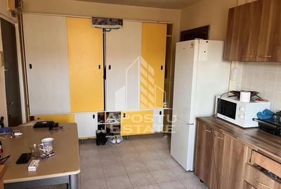 Apartament 2 camere, semidecomandat, etaj intermediar, Dambovita - 2