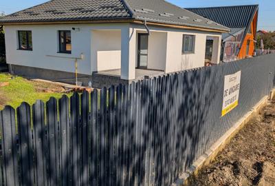 Casă individuală cu 3 camere în Calea Moldovei