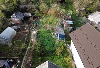 Casa cu 4 camere si 33 ari teren de vanzare sau schimb cu ap. 2 camere - 3