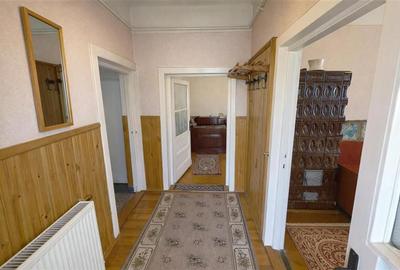 Casa:farmec traditional,gradina,curte,acces auto,pivnita,pod,anexe,Remetea,Targu - 21