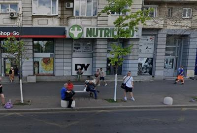 Spațiu comercial, 50 mp în P-ța Unirii