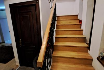 APARTAMENT 5 CAMERE CU SCARA INTERIOARA IN VILA - ANVELOPATA TERMIC ANUL CURENT - 40