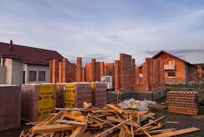 Casă individuală cu 4 camere în Beclean