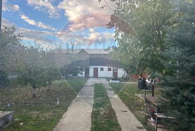 De vanzare spatiu comercial stradal in Corbeanca IF - 1