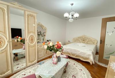 Apartament decomandat cu 2 balcoane Zona Zorilor - 1