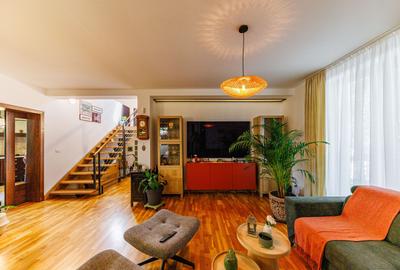 Locuiește lângă pădure, dar cu toate facilitățile la îndemână - 6