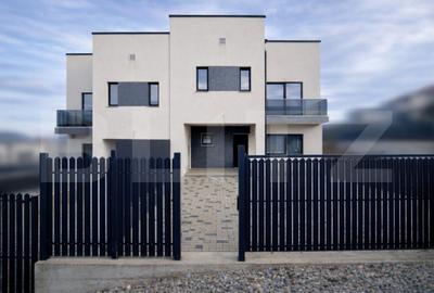Duplex cu 4 camere în Câmpenești