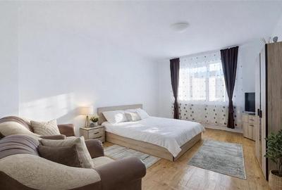 Apartament cu 2 camere semidecomandat, mobilat în Bartolomeu