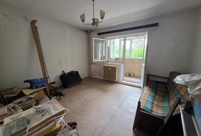 Tei, Str. Maica Domnului, Facultatea de Constructii, chiar pe Al Deleni - 15