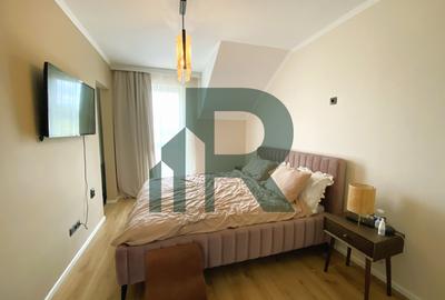 Duplex cu 4 camere 2 bai si curte libera 200 mp in Cisnadie - 5