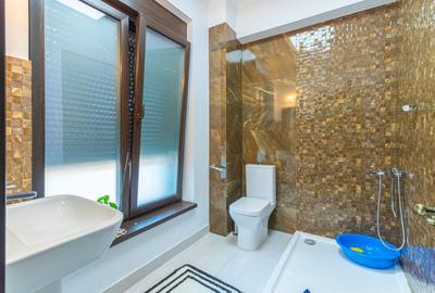 Vila cu piscina si garaj - 6 dormitoare - Pantelimon - 10