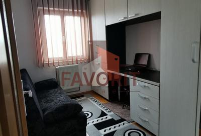 3 camere | centrala proprie | mobilat si utilat | balcon | zona excelenta | - 1