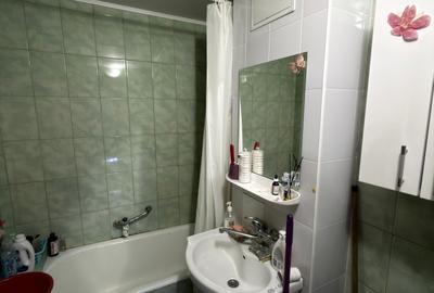 Garsoniera in Grivita, bloc de apartamente - 6