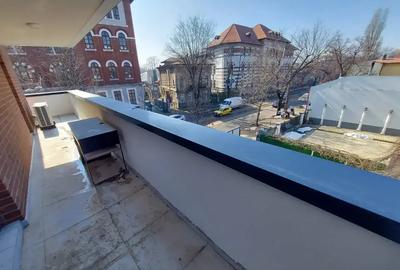 Apartament 3 camere superb Carol-Pache/nou, lux/5min metrou/Comision 0 - 12