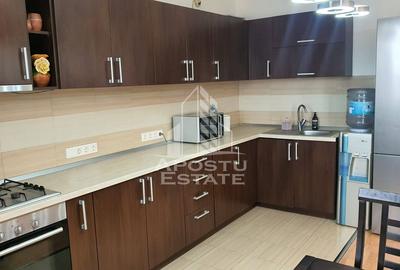 Apartament cu 2 camere la casa, decomandat, Ghiroda - 2