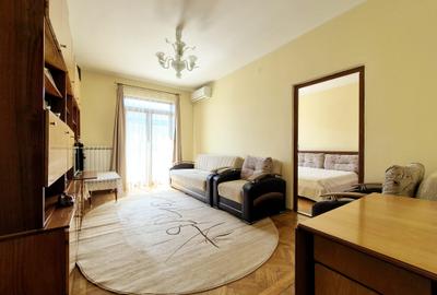 Piata Ovidiu-Comandamentul Marinei-apartament cu farmec aparte si vedere la mare - 2