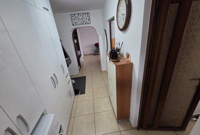 Apartament 2 camere Strada Babadag -Etajul 1 - 7